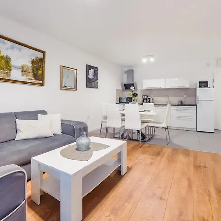 Blizej Morza, Sun & Snow Daire *